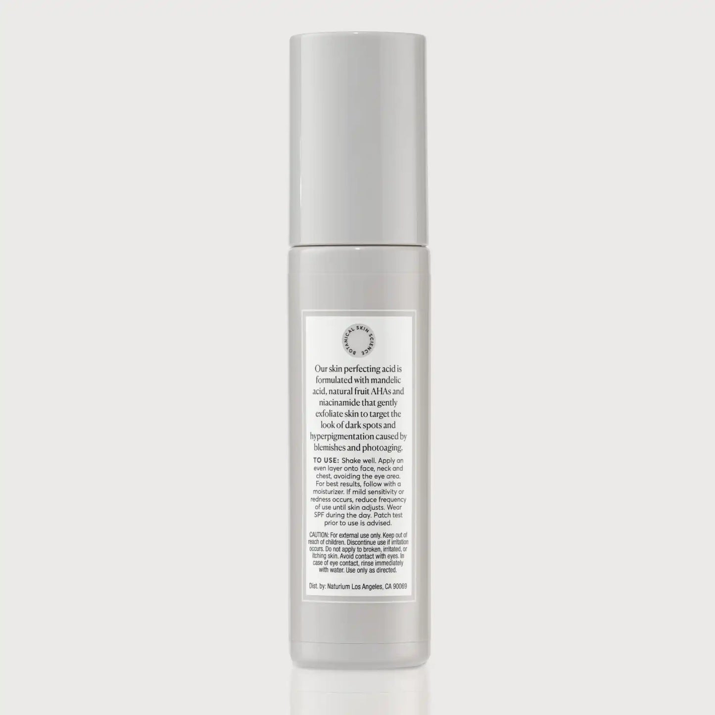 mandelic-topical-acid-12-e6 Naturium_Mandelic_Acid_Back_CapOn_Bone_1.webp