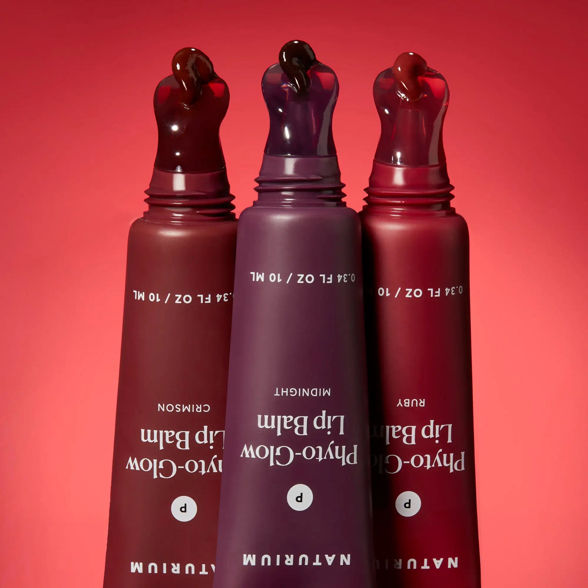 phyto-glow-lip-balm-crimson-h6 phytoglow-moody_6357-crop_1_e73a7054-8061-4f72-8a58-c0111f6fcffa.webp